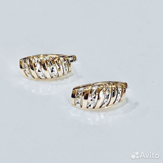 Золотые серьги