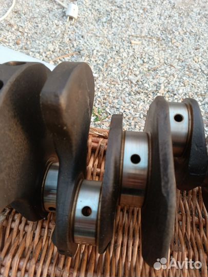 Коленвал -Хенде Санта Фе 1(2.7 л)