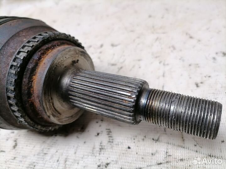 Привод передний правый Toyota Camry GSV40