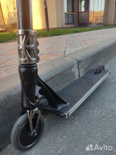 Трюковой самокат