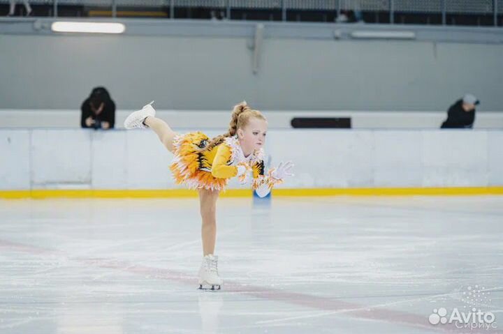 Платье для выступления по фигурному катанию