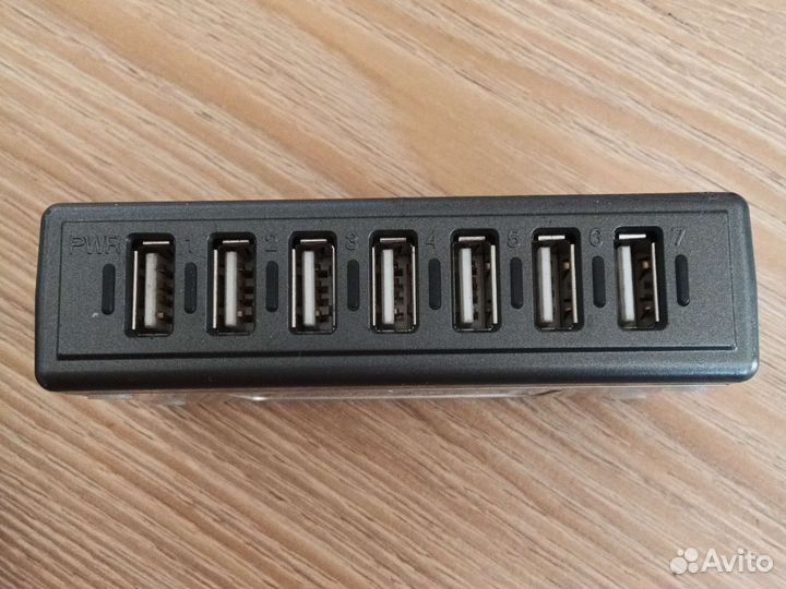 USB хаб с питанием D-Link DUB H7