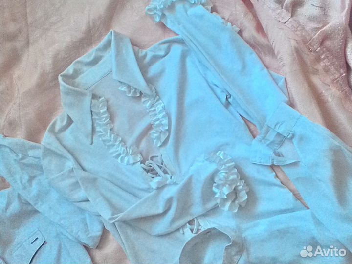 Блузки белые. для девочек -разные