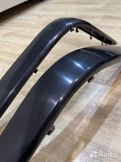 Молдинги переднего бампера BMW E34