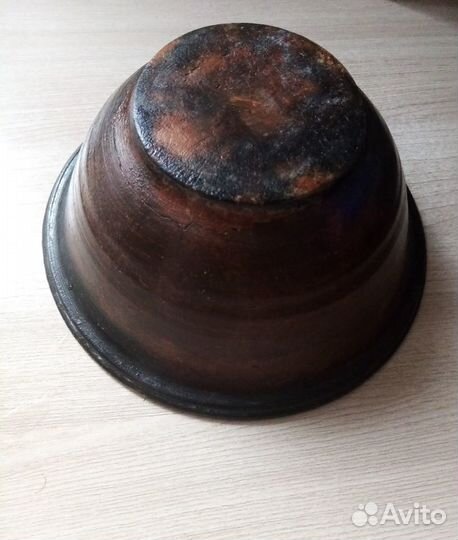 Старинная глиняная миска тарелка