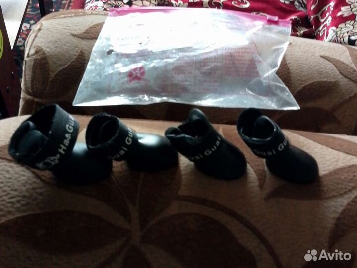 Ботинки для маленьких собак