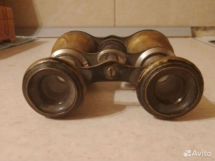Бинокль старинный латунный