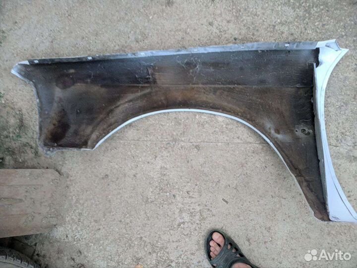 Передние крыло левое, Москвич 2141