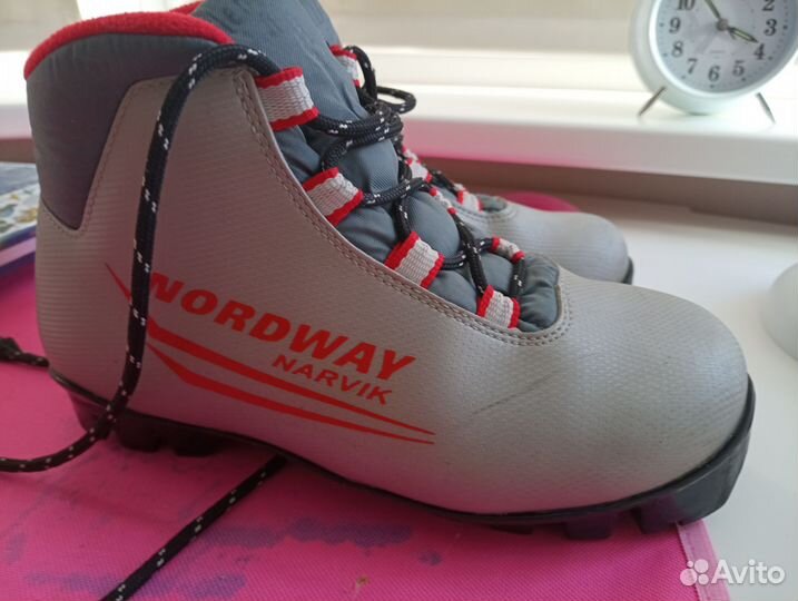Лыжные ботинки детские 35 рр Nordway