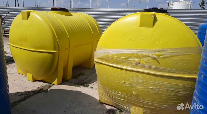 Ёмкость / бочка пластиковая
