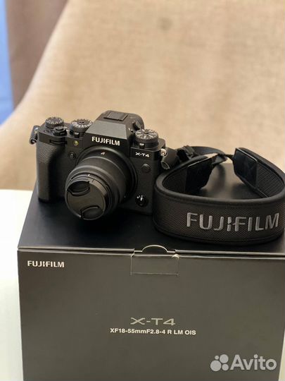 Фотоаппарат Fujifilm X-T 4 Kit Black + XF18-55mm