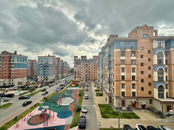 1-к. квартира, 43 м², 3/8 эт.