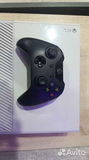 Xbox one, 400 +игр по подписке