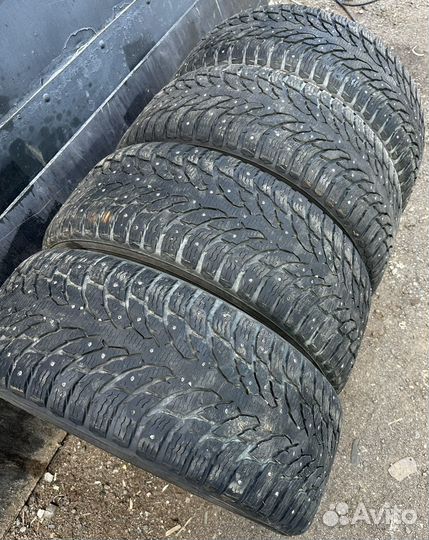 Nokian Tyres Hakkapeliitta 9 SUV 285/60 R18