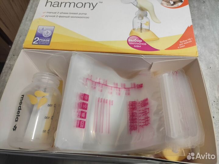 Молокоотсос электрический Medela