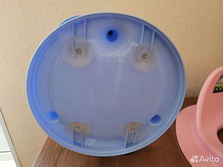 Кресло для купания и Подставка для унитаза детская