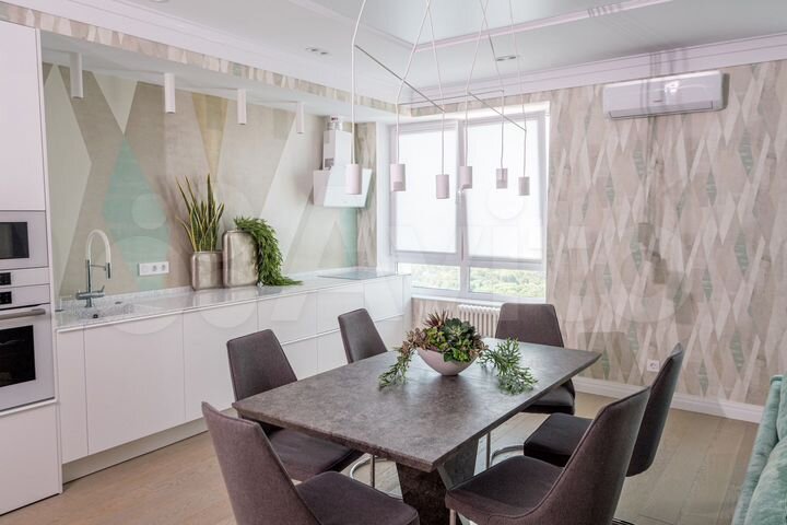 4-к. квартира, 128 м², 24/25 эт.