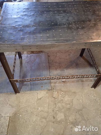 Стол сварочнвй