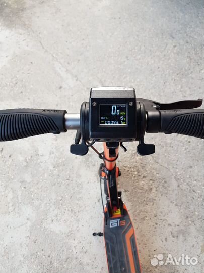 Самокат взрослый электрический бу