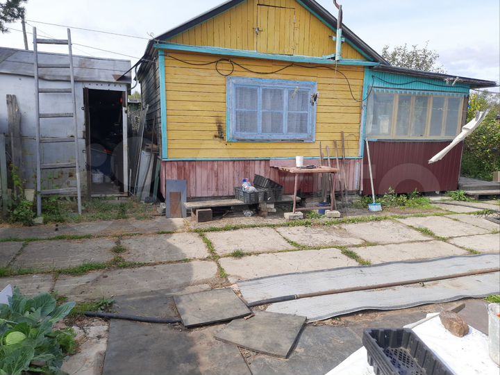 Дом 42 м² на участке 8 сот.