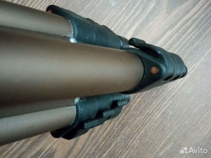 Штатив Hama 700