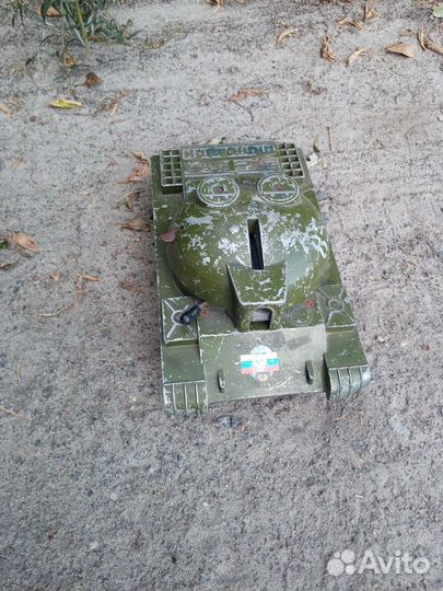 Игрушка танк СССР