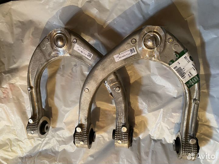 Рычаги верхние левый и правый Range Rover Sport