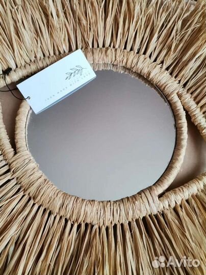 Зеркало в раме из рафии Mirada (взгляд)