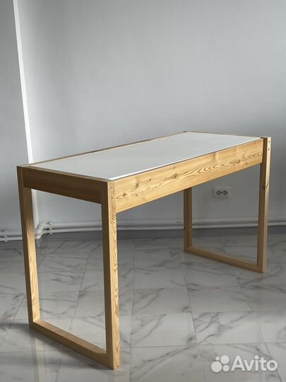 Стол для маникюра