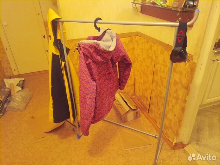 Вешалка напольная бу