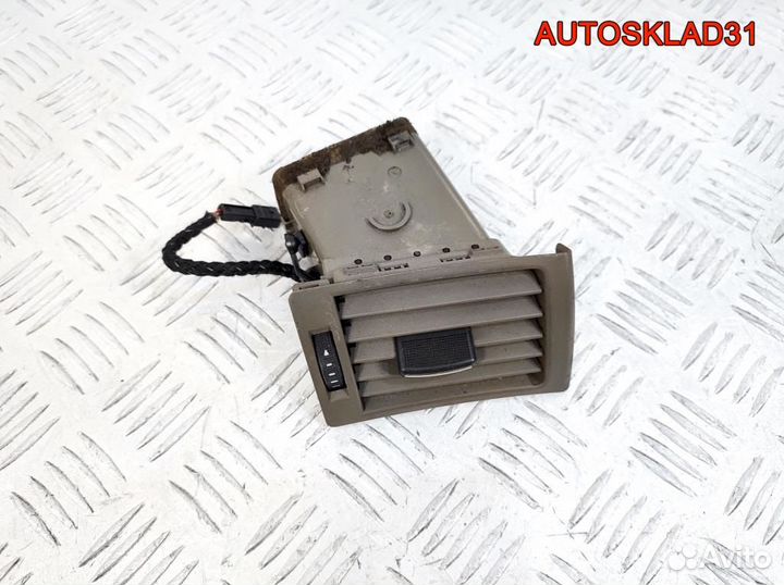 Дефлектор воздушный правый Audi A4 B6 8E0820902F