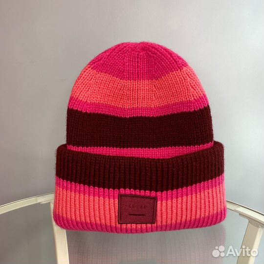 Шапка с вышивкой