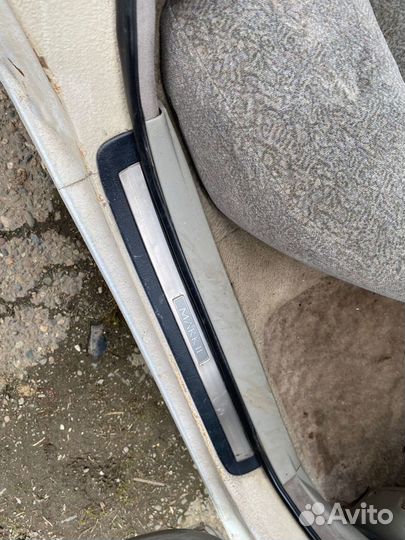 Накладки порогов внутренние Toyota Mark 2 100