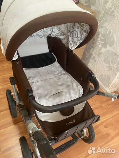 Прогулочная коляска от фирмы Geoby