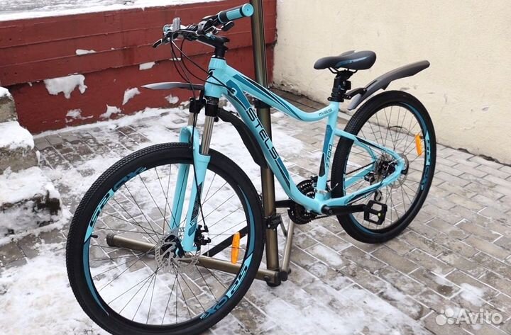 Велосипед женский Stels Miss 7700 MD 27.5