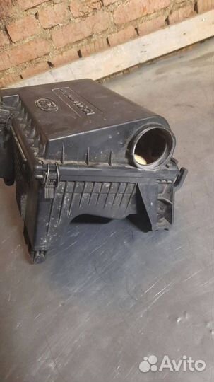 Корпус воздушногo фильтра Ford Transit 7 2008