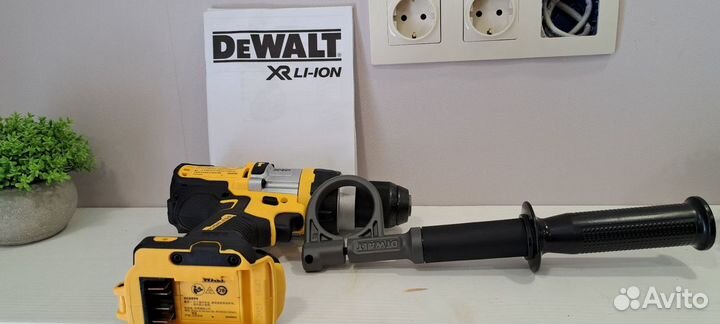 DCD999NT dewalt ударный драйвер XRP 126Нм