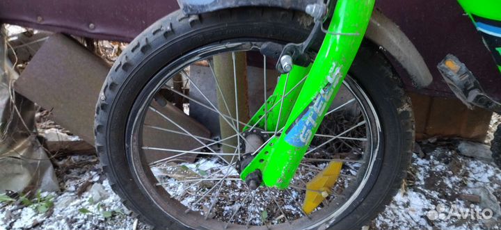 Детский велосипед бу 16
