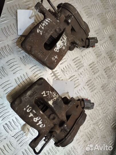 Задние суппорта Renault Scenic 3