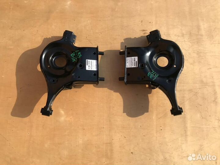 Рычаг задний нижний Nissan Teana L33