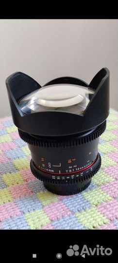 Объектив Samyang 14mm 2.8