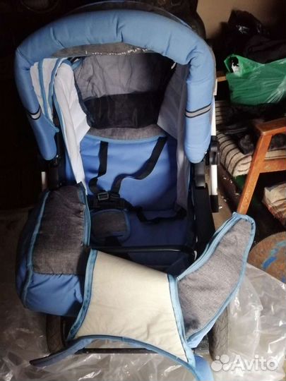 Прогулочная коляска