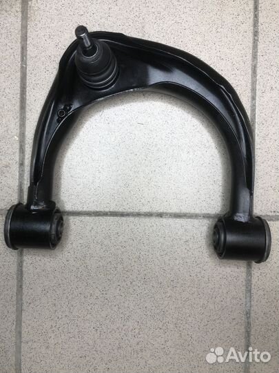 Рычаг верхний правый toyota 4861060050