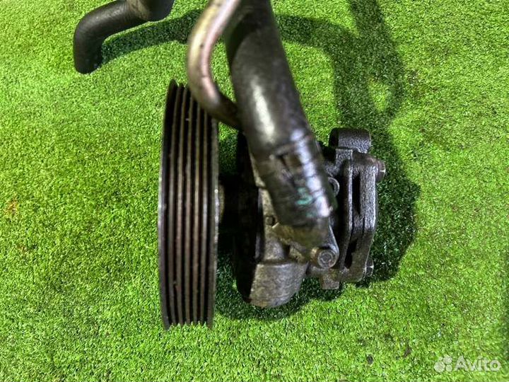 Насос гур Mitsubishi Galant EA 6A13 1996-1998