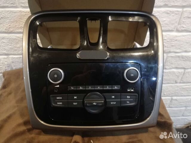 Штатная автомагнитола