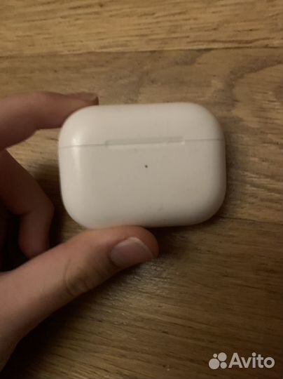 Нашёл аирподсы у магазина, Воронеж