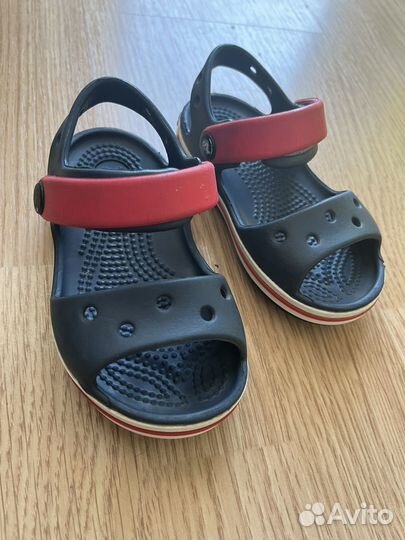 Сандалии crocs c6