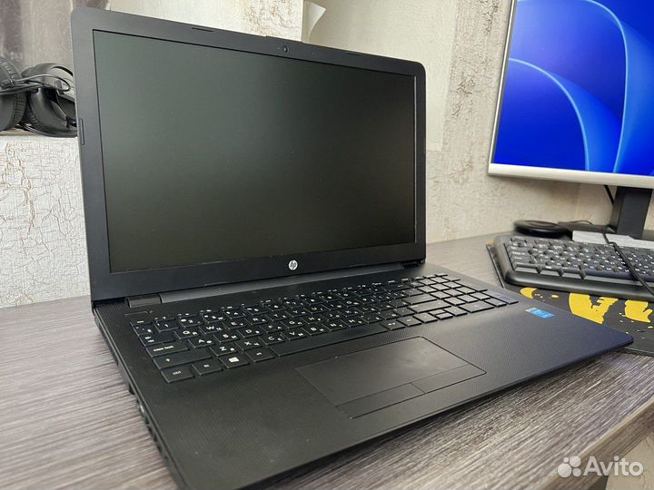 Ноутбук HP 15-bs167ur