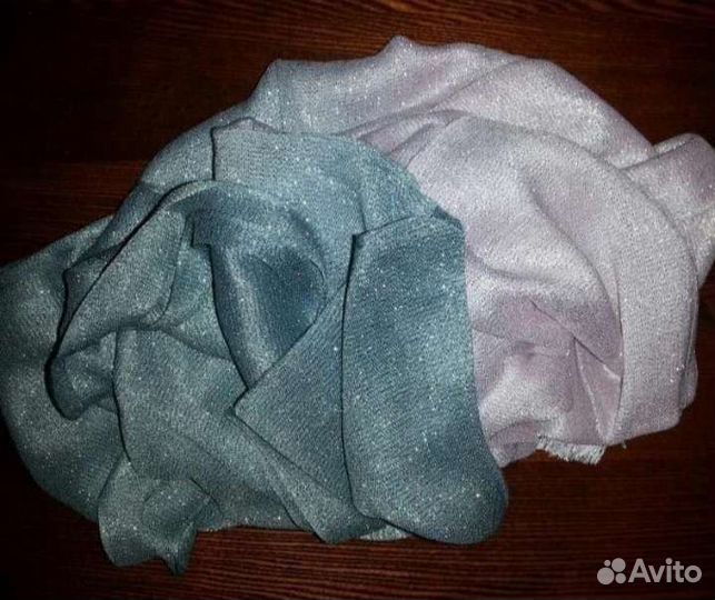 Серебристо-розовый шарф-палантин orifleym