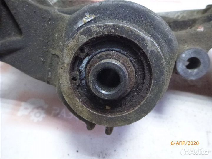 Кронштейн генератора Audi A4 B5 AEB 1997